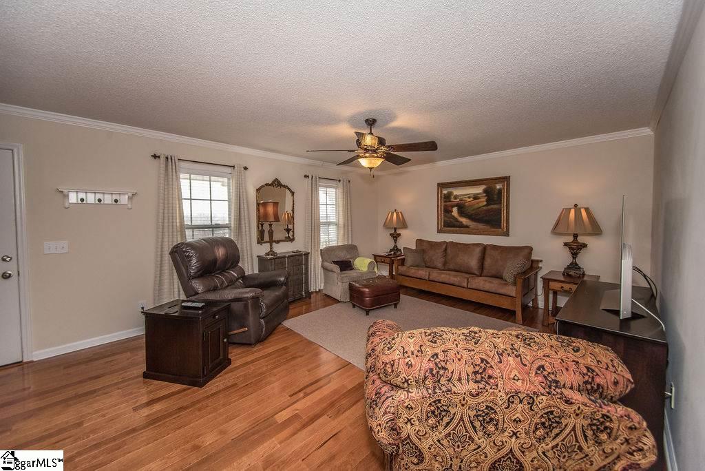 152 Banks Road Pickens, SC 29671 - Photo 8 of 36 Gallery Image 8
