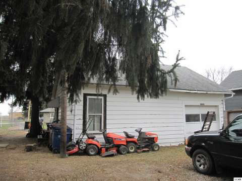 4151 Sycamore Road Palmyra, MI 49268 - Photo 3 of 10 20387334-2.JPG