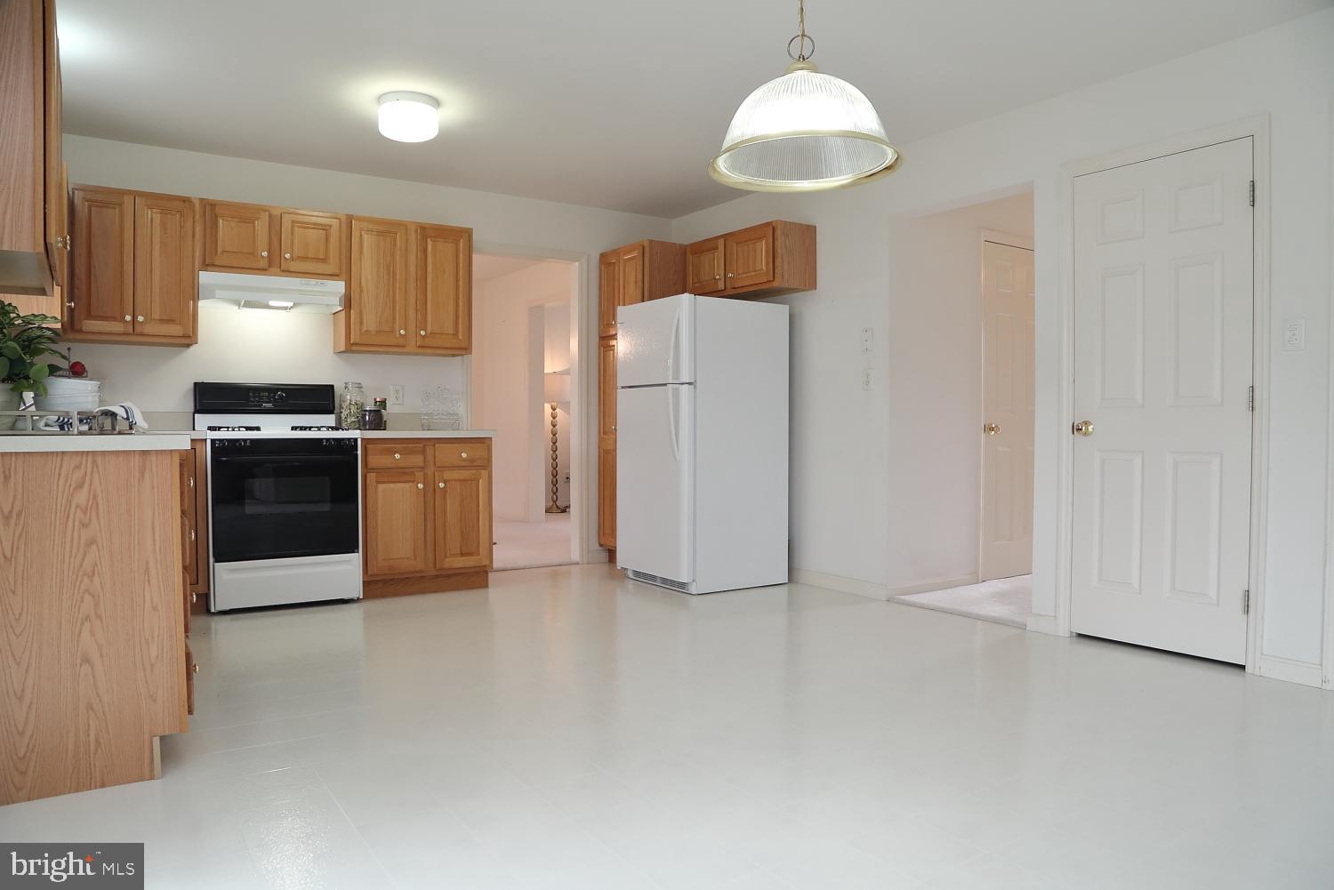 28 Duffield Drive Lititz, PA 17543 - Photo 14 of 25