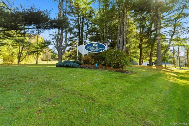 $310,000 | 602 Holly Stream Court, Brewster, NY 10509