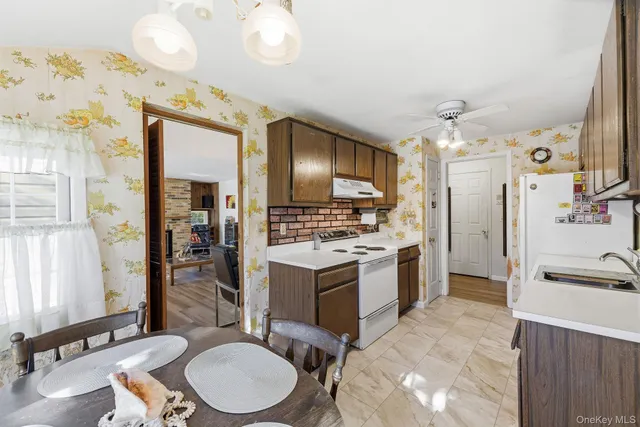 $310,000 | 602 Holly Stream Court, Brewster, NY 10509