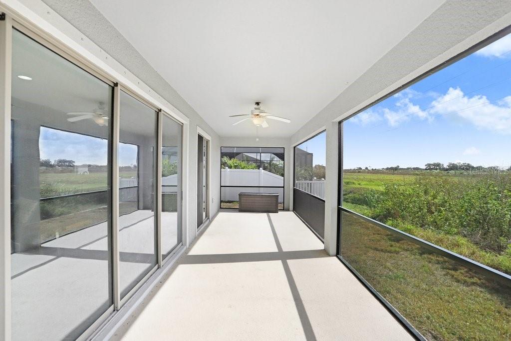 11677 Brighton Knoll Loop Riverview, FL 33579 - Photo 26 of 30 a view of a balcony