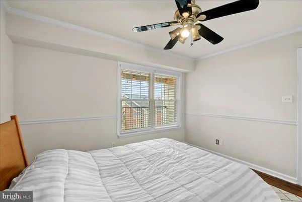 $2,150 | 3311 Wyndham Circle, Unit 4200, Alexandria, VA 22302