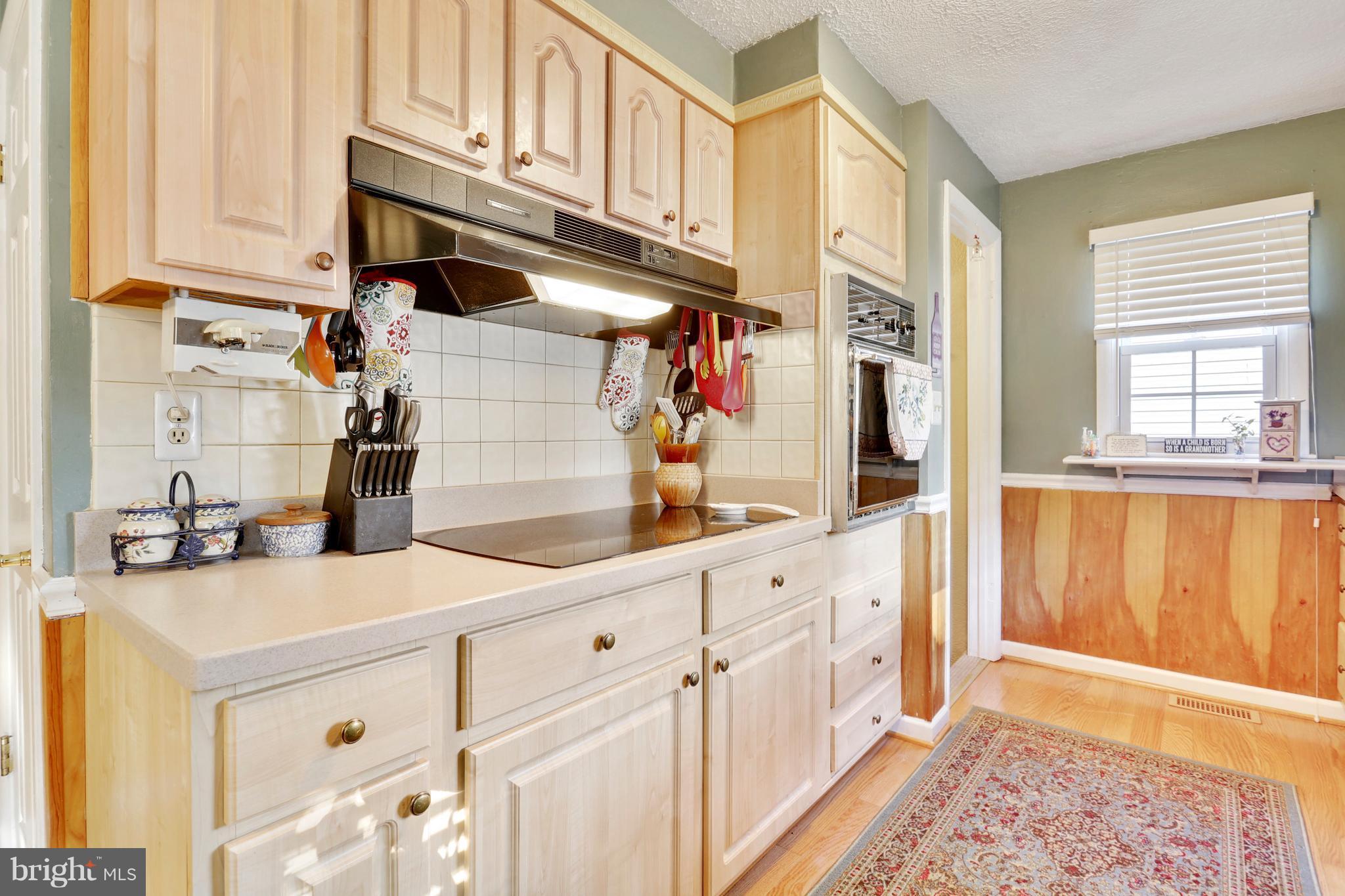 7916 Central Road Pasadena, MD 21122 - Photo 4 of 26 Kitchen