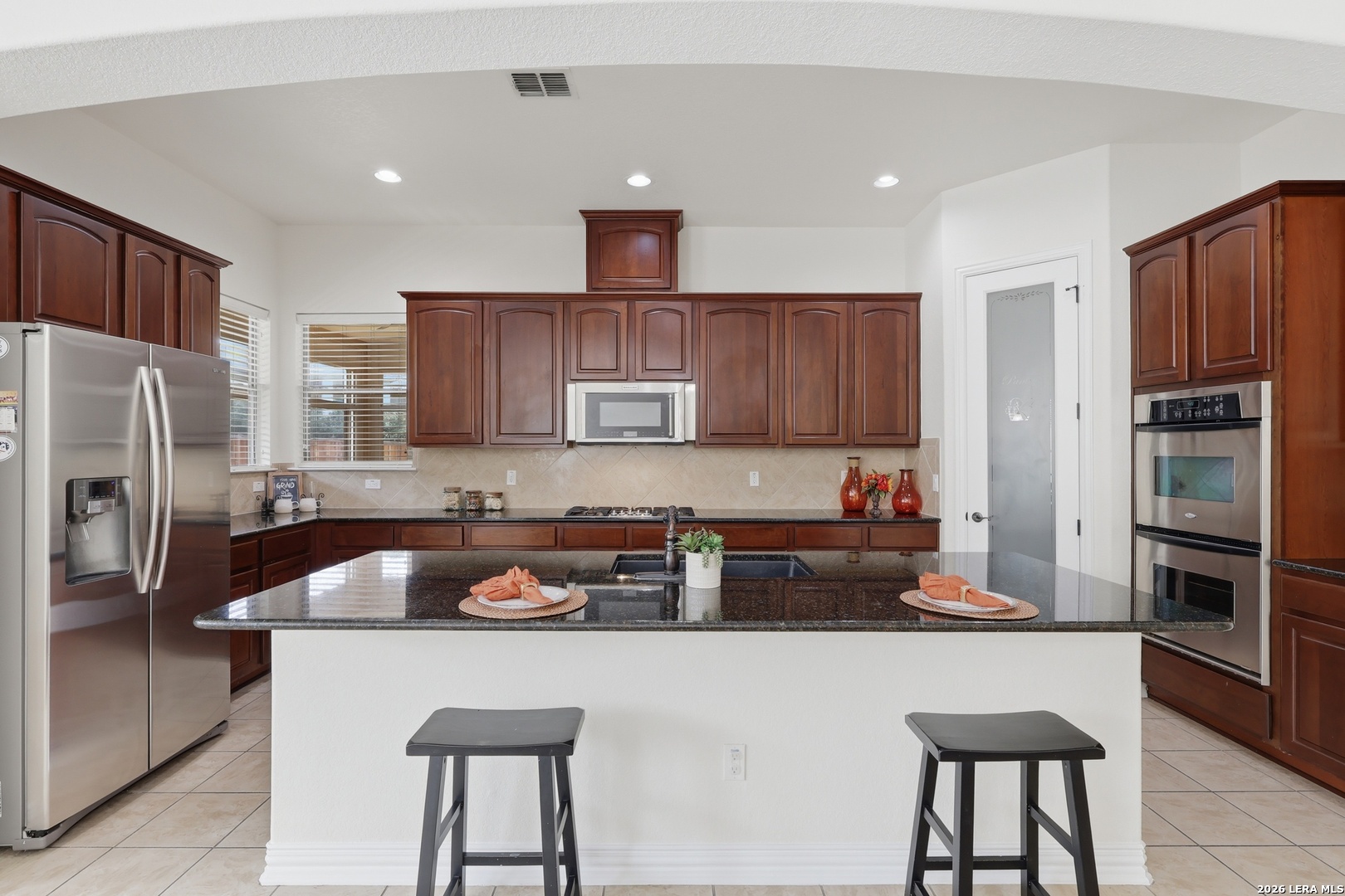 8919 Comanche Pth Garden Ridge, TX 78266 - Photo 11 of 46