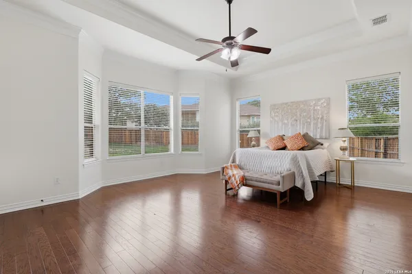 $759,000 | 8919 Comanche Pth, Garden Ridge, TX 78266