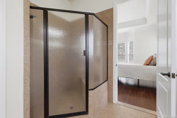 $759,000 | 8919 Comanche Pth, Garden Ridge, TX 78266