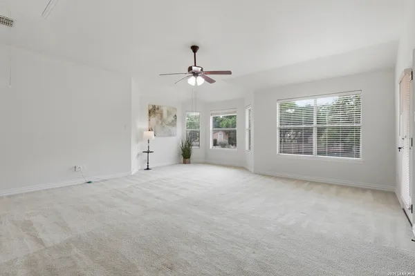 $759,000 | 8919 Comanche Pth, Garden Ridge, TX 78266