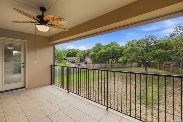 $759,000 | 8919 Comanche Pth, Garden Ridge, TX 78266