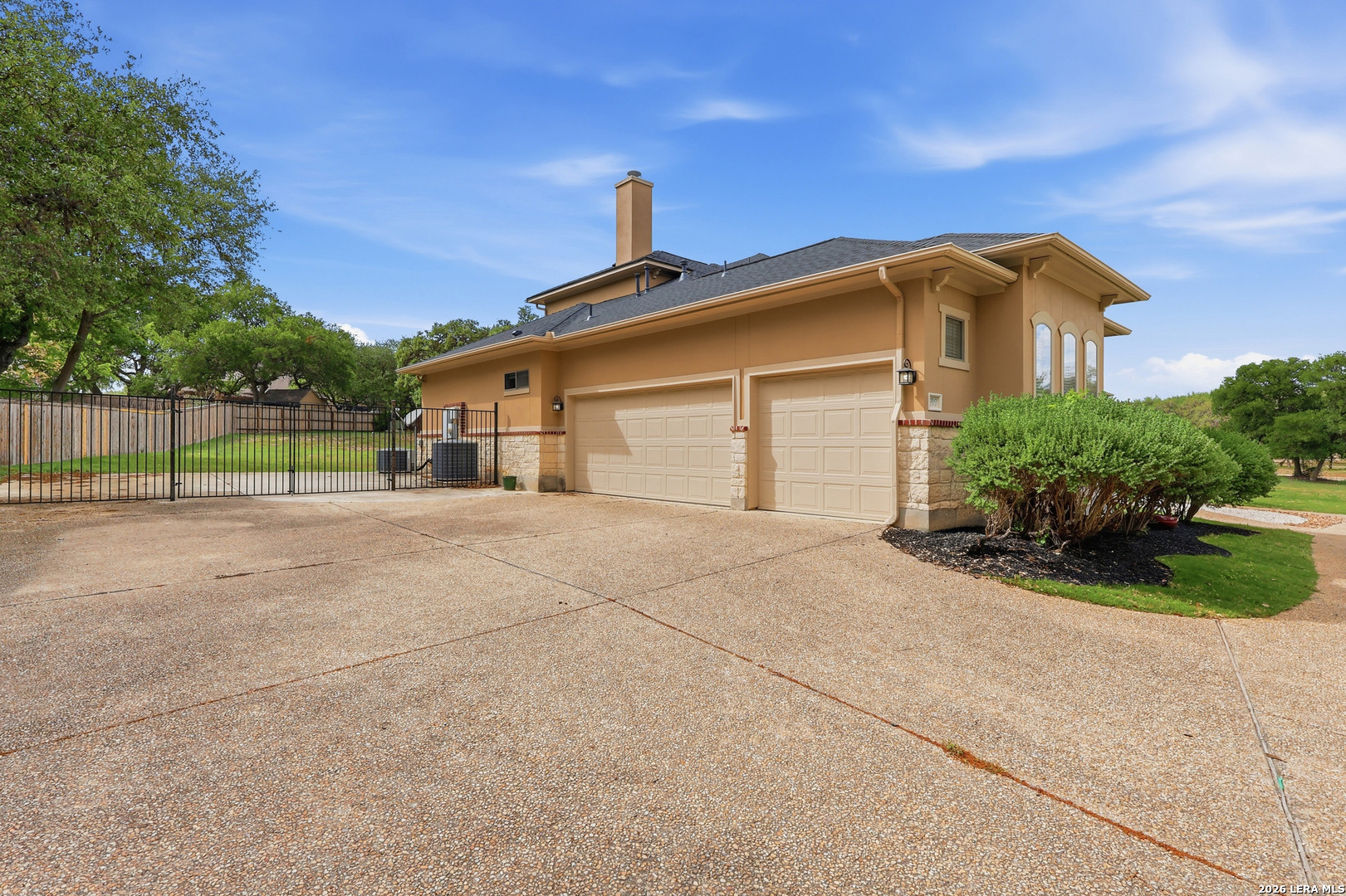 8919 Comanche Pth Garden Ridge, TX 78266 - Photo 43 of 46