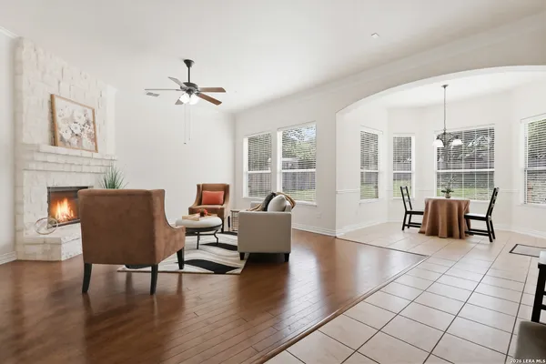 $759,000 | 8919 Comanche Pth, Garden Ridge, TX 78266