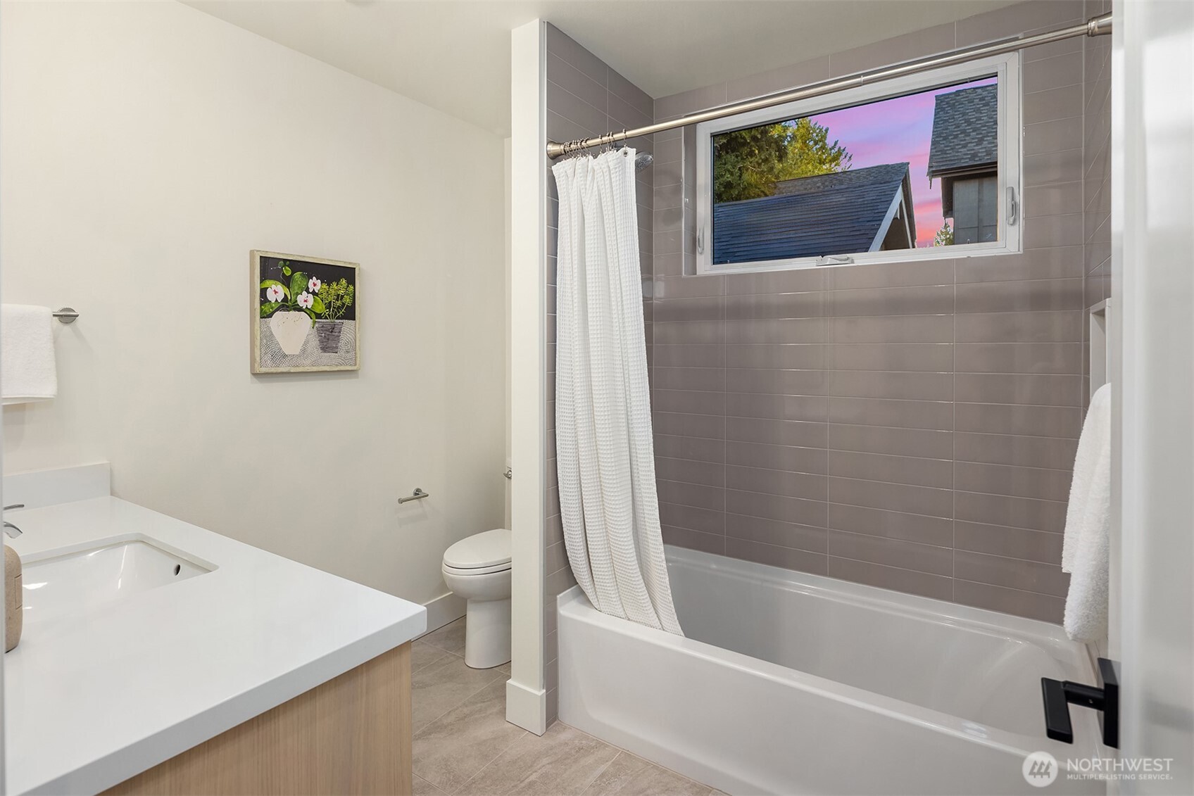 3814 Northeast 89th Street Seattle, WA 98115 - Photo 19 of 39