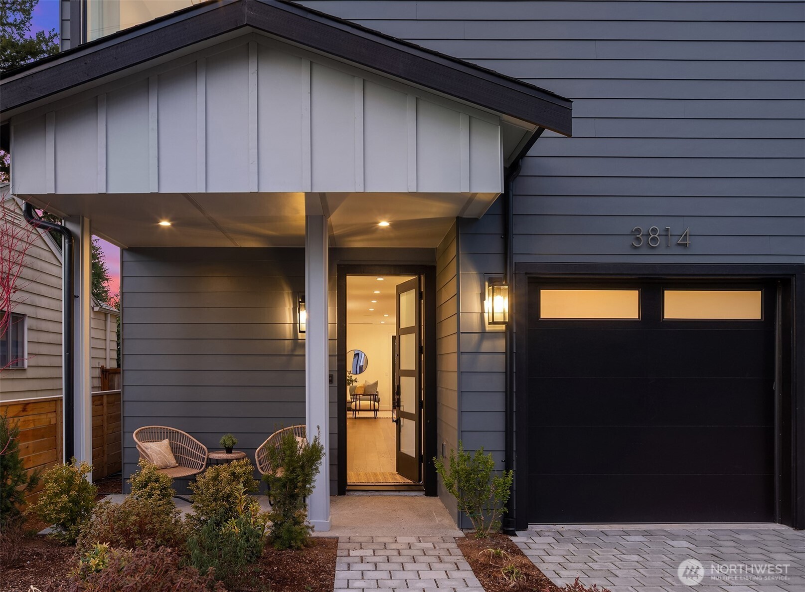 3814 Northeast 89th Street Seattle, WA 98115 - Photo 2 of 39