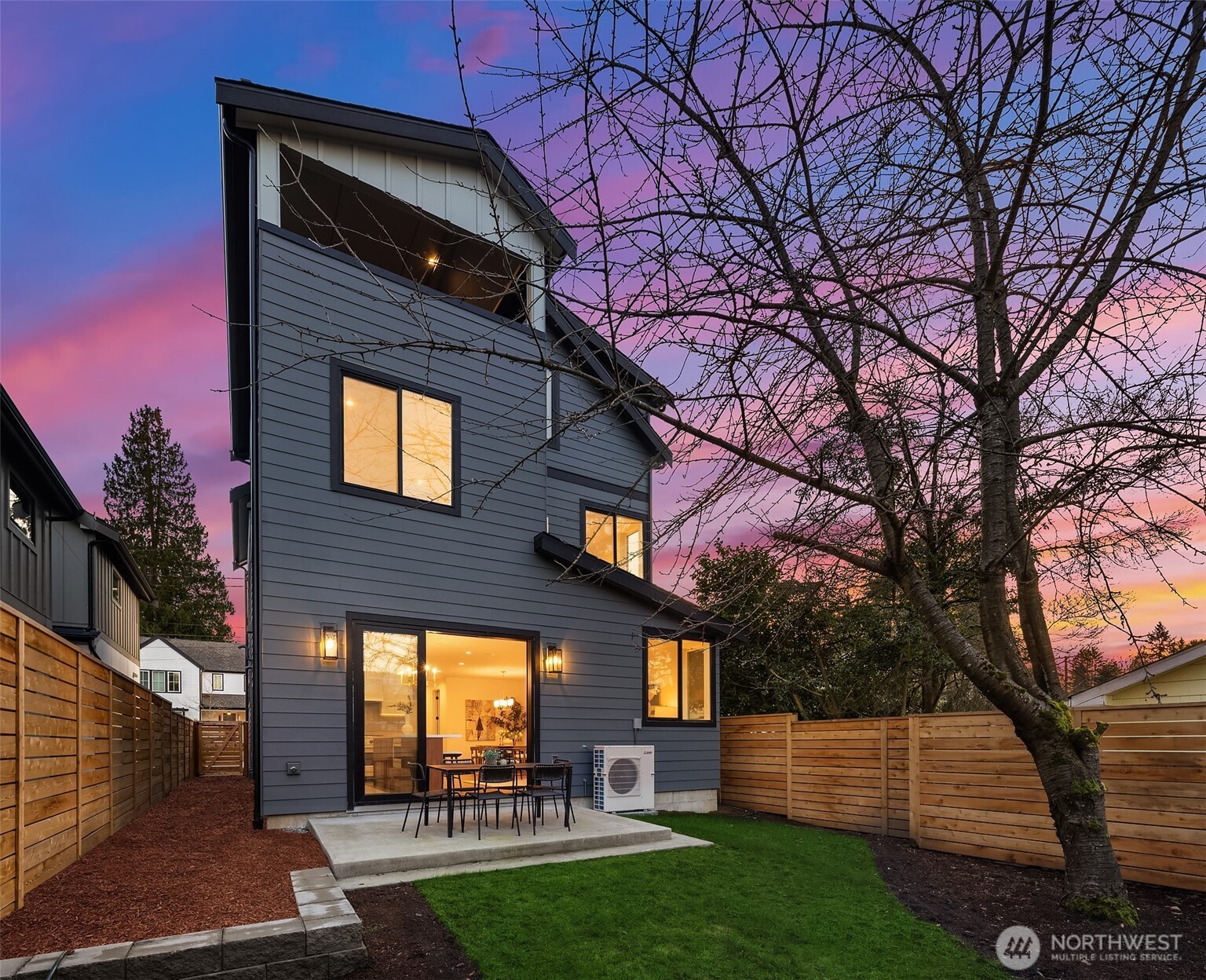 3814 Northeast 89th Street Seattle, WA 98115 - Photo 38 of 39