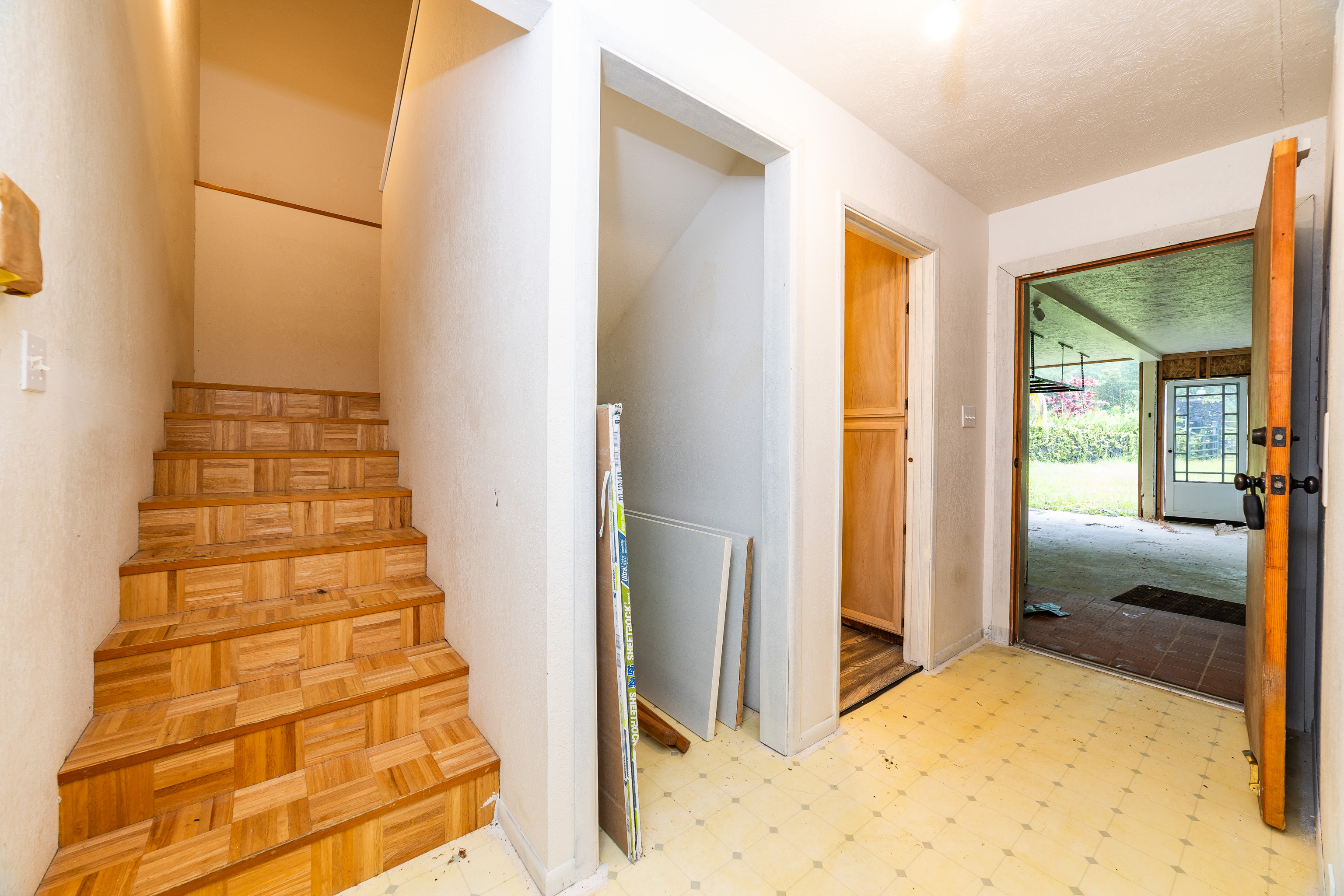 2637 Kaiwiki Road Hilo, HI 96720 - Photo 21 of 30 Gallery Image 21