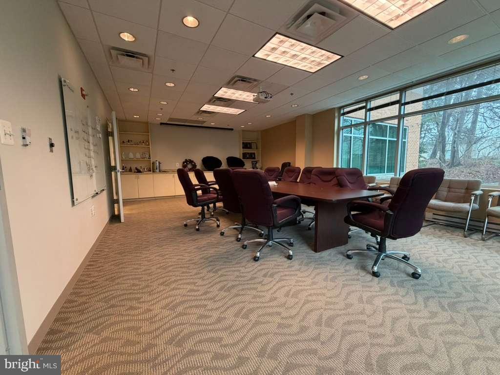 1984 Isaac Newton Square West, Unit 211 Reston, VA 20190 - Photo 9 of 9 a workspace with furniture