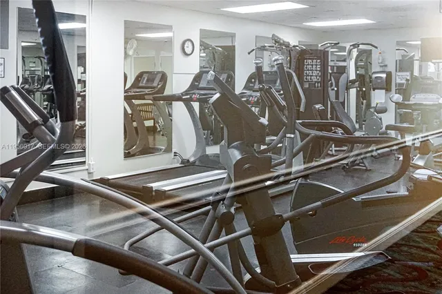 $2,550 | 1715 Whitehall Drive, Unit 201, Davie, FL 33324