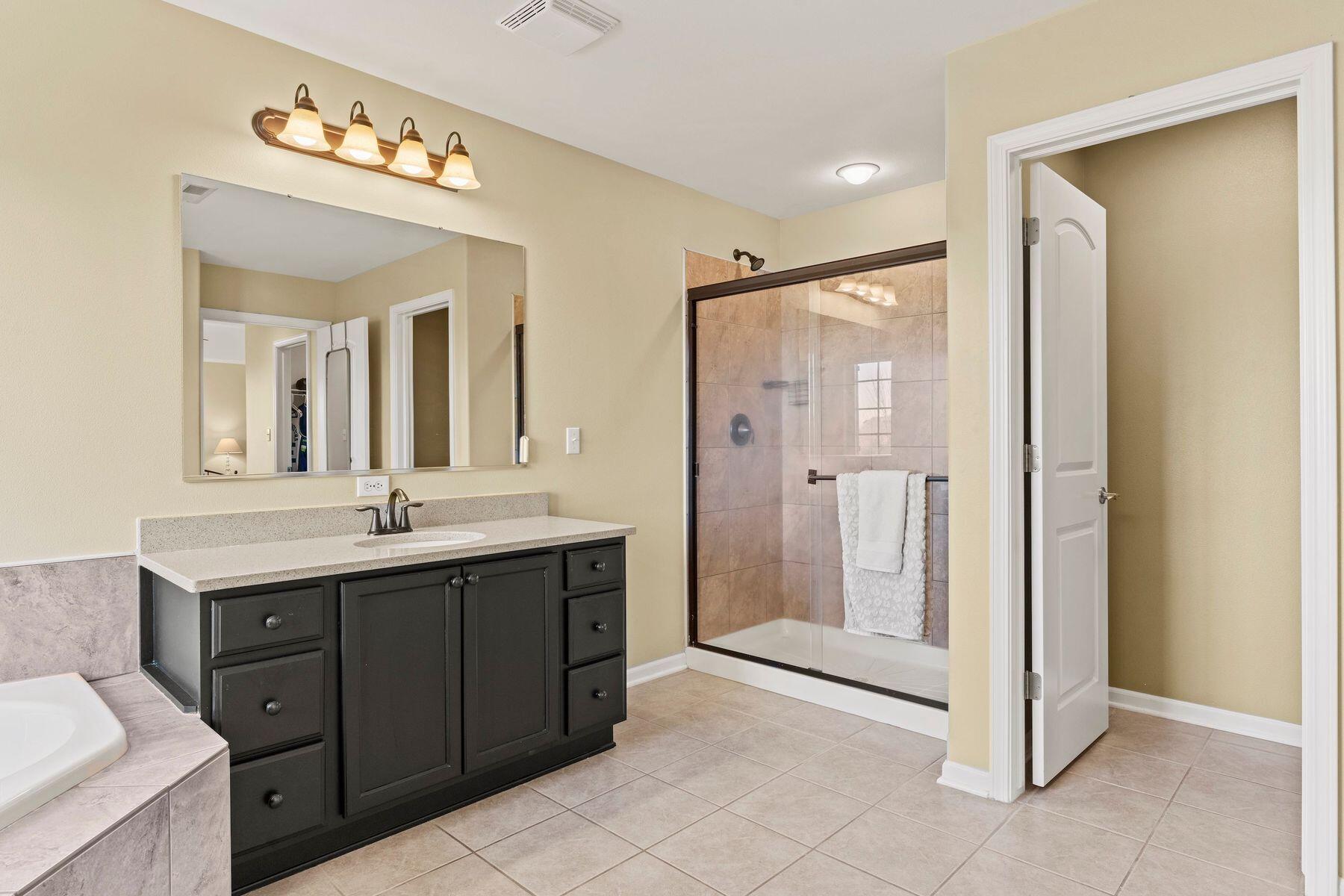 1866 River Lakes Road South Oconomowoc, WI 53066 - Photo 20 of 41 Primary Suite