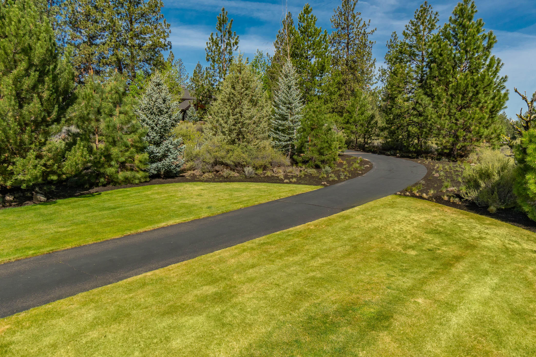 20112 Star Fire Ridge Court Bend, OR 97702 - Photo 70 of 72