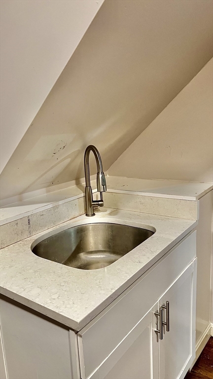 5 Flintlocke Road Franklin, MA 02038 - Photo 21 of 34 a close view of sink