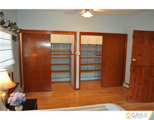 73 Cedar Grove Road Branchburg, NJ 08876 - Photo 14 of 25 Gallery Image 14
