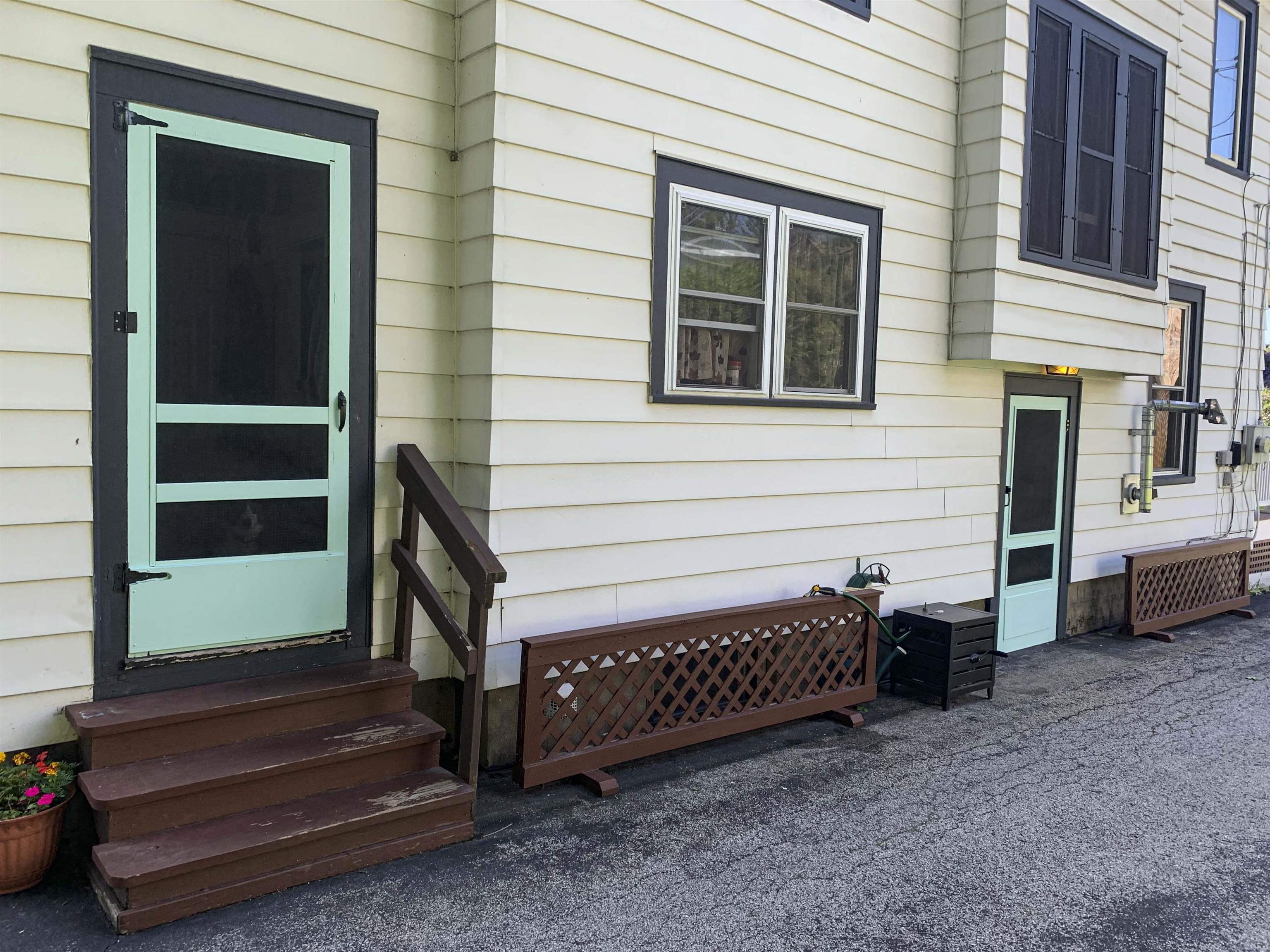 12 Roberts Avenue Rutland, VT 05701 - Photo 20 of 38 Gallery Image 20