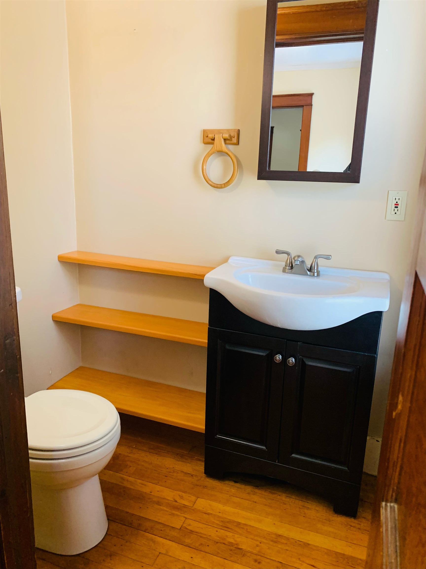 12 Roberts Avenue Rutland, VT 05701 - Photo 37 of 38 Gallery Image 37