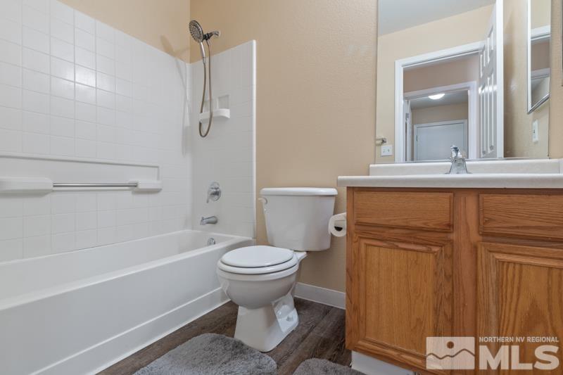 17704 Georgetown Drive Reno, NV 89508 - Photo 13 of 26 Photo 13