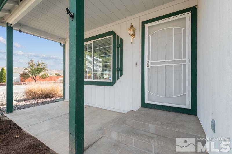 17704 Georgetown Drive Reno, NV 89508 - Photo 2 of 26 Photo 2