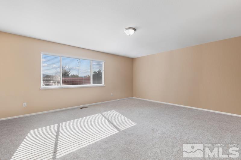 17704 Georgetown Drive Reno, NV 89508 - Photo 8 of 26 Photo 8