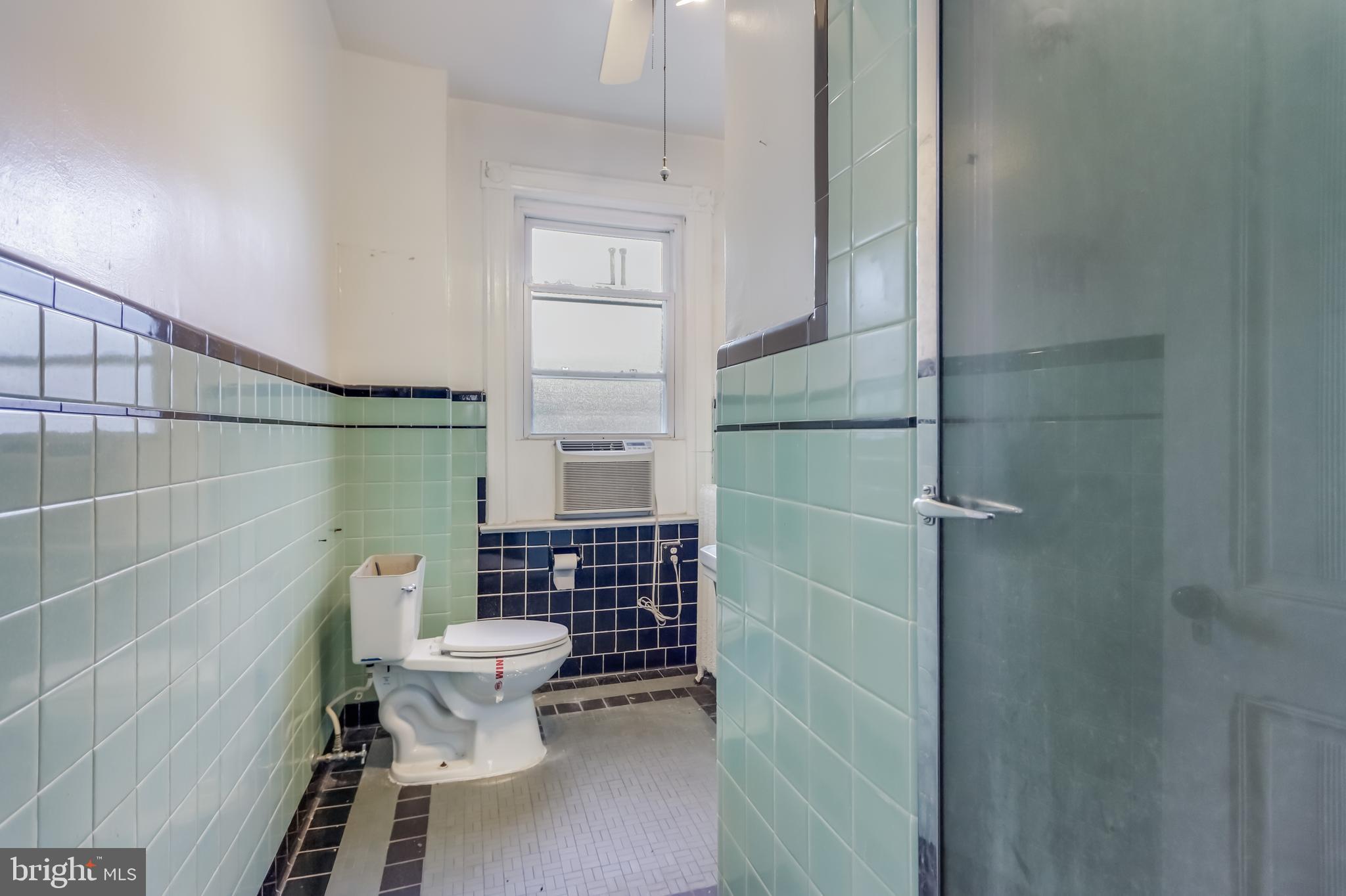 1312 19th Street Northwest Washington, DC 20036 - Photo 24 of 26