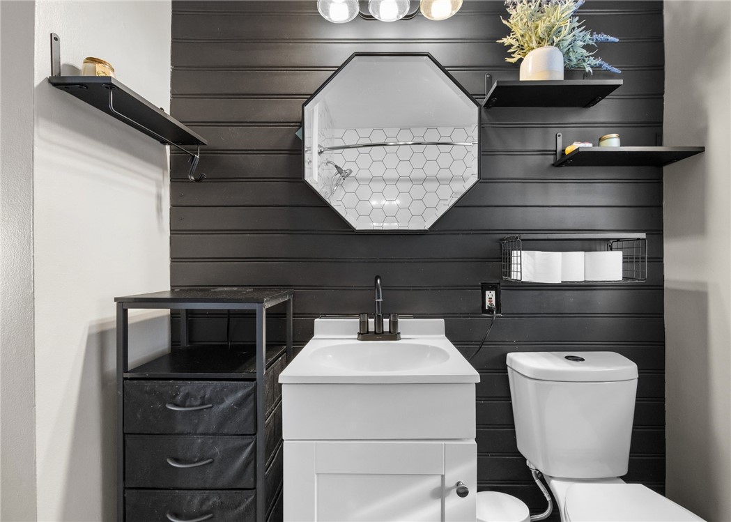 151 Harwick Road Irondequoit, NY 14609 - Photo 16 of 45