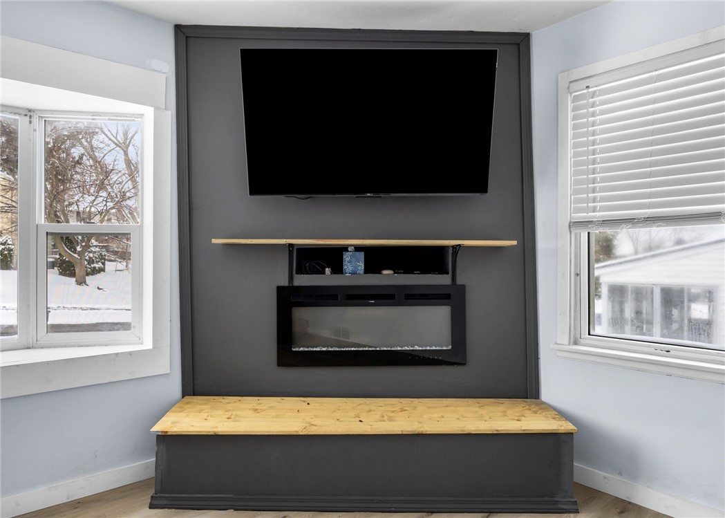 151 Harwick Road Irondequoit, NY 14609 - Photo 6 of 45