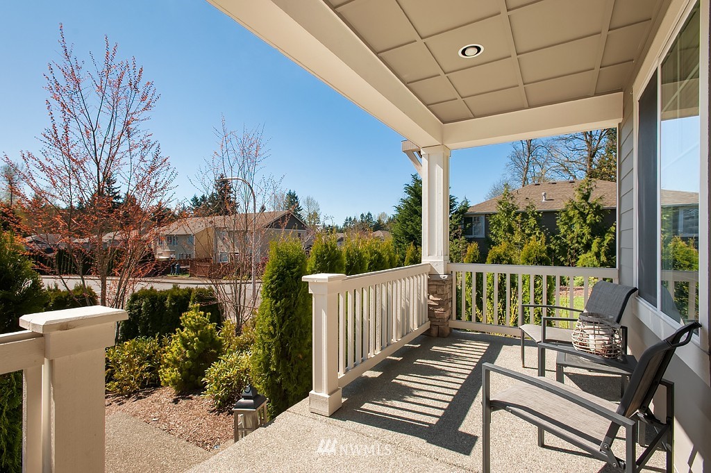 6100 Southeast 2nd Street Renton, WA 98059 - Photo 2 of 24 a view of a chairs and table in patio
