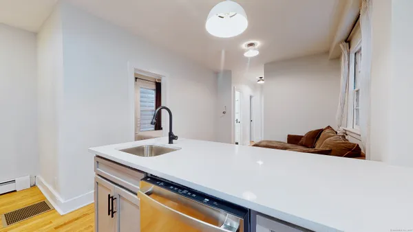 $4,500 | 86 Edwards Street, Unit 1, New Haven, CT 06511