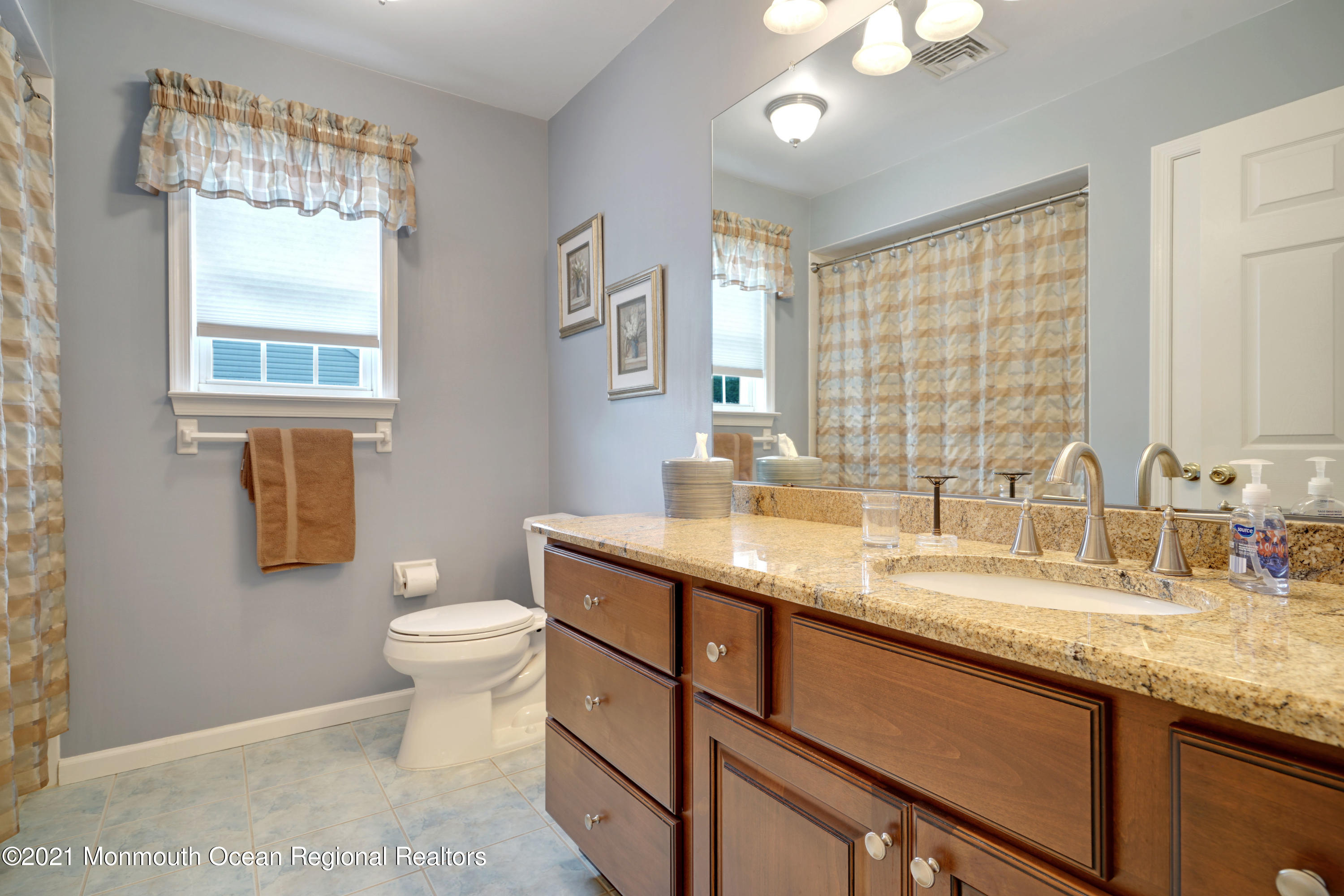 321 Meadowood Road Jackson, NJ 08527 - Photo 17 of 28 Full Bath
