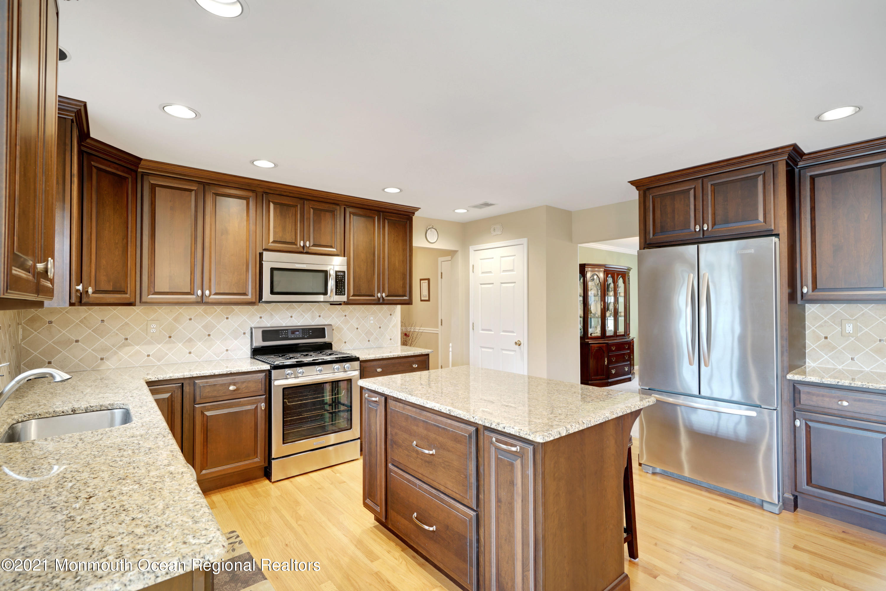 321 Meadowood Road Jackson, NJ 08527 - Photo 10 of 28 Kitchen 2