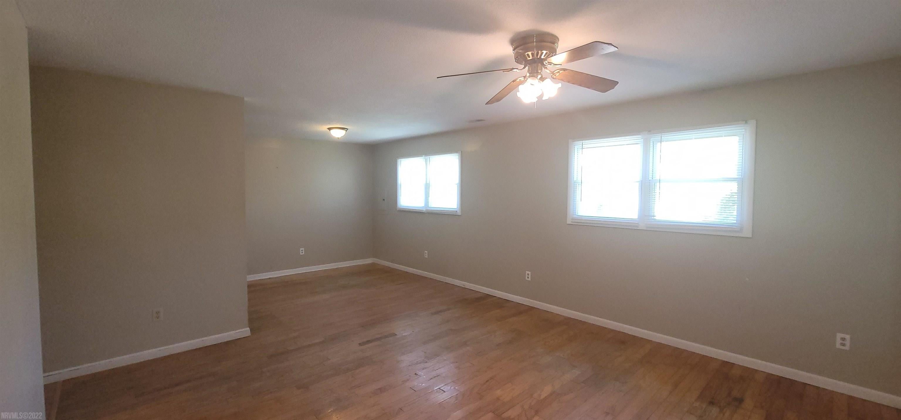 4319 Brookmont Road Pulaski, VA 24301 - Photo 11 of 23 Gallery Image 11