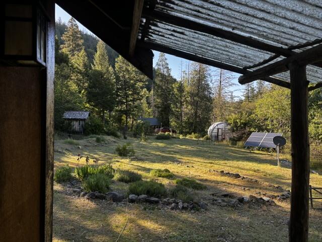8980 Reading Creek Road Douglas City, CA 96024 - Photo 7 of 28