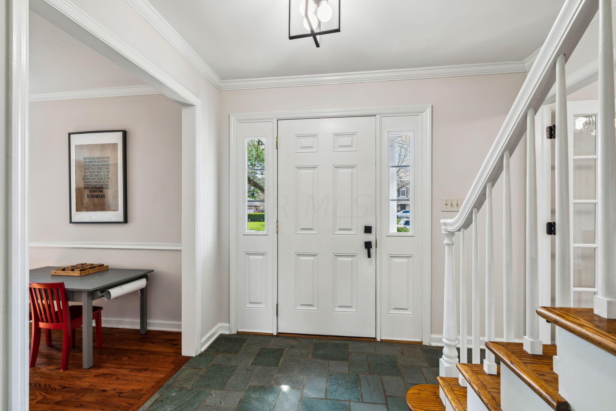 2786 Elginfield Road Columbus, OH 43220 - Photo 5 of 52 14-web-or-mls-2786-elginfield-rd