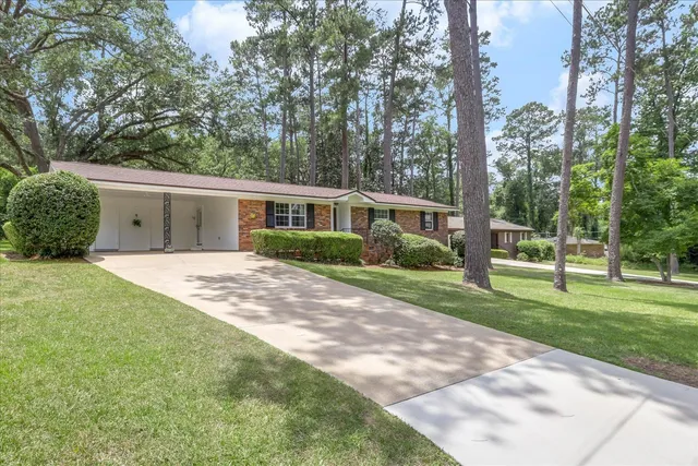 $2,150 | 1917 Sharon Road, Tallahassee, FL 32303