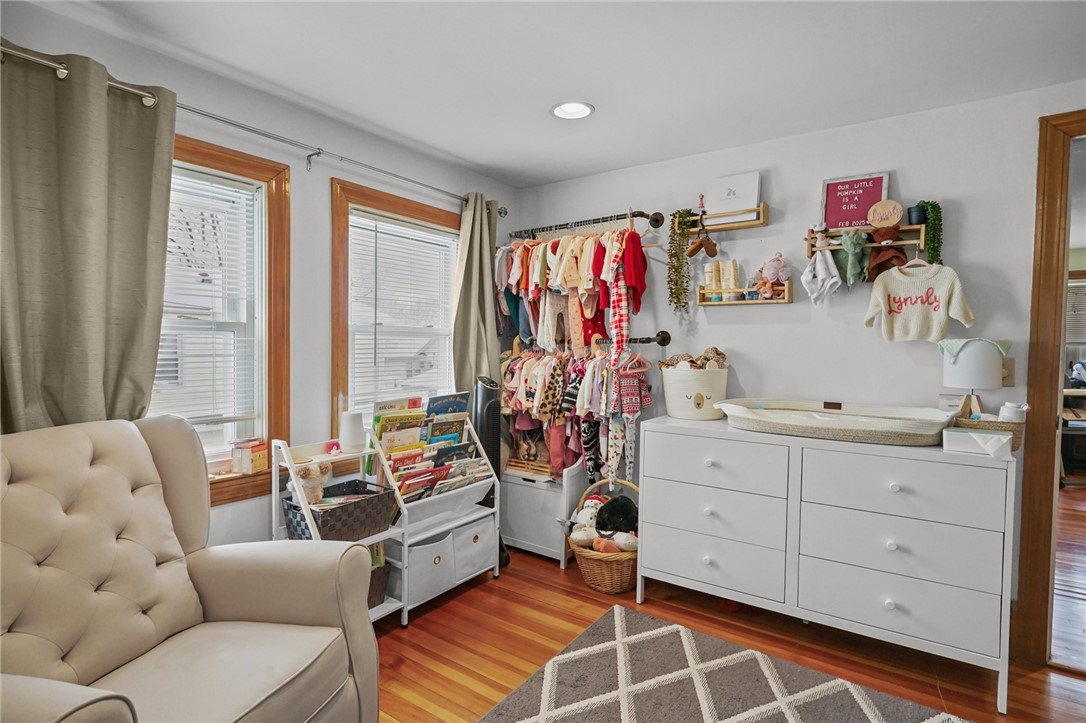 82 Lucille Street Providence, RI 02908 - Photo 32 of 50