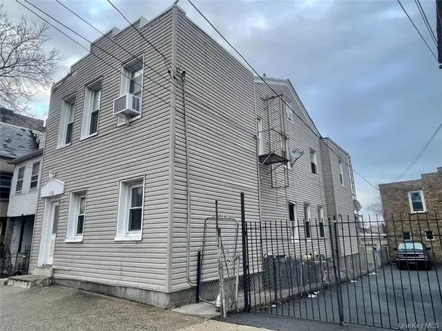 $999,000 | 125 North 5th Avenue, Mount Vernon, NY 10550