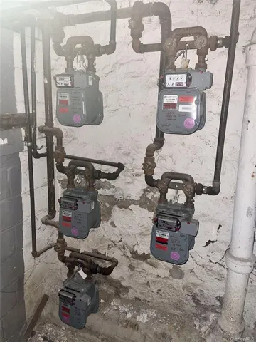 $999,000 | 125 North 5th Avenue, Mount Vernon, NY 10550