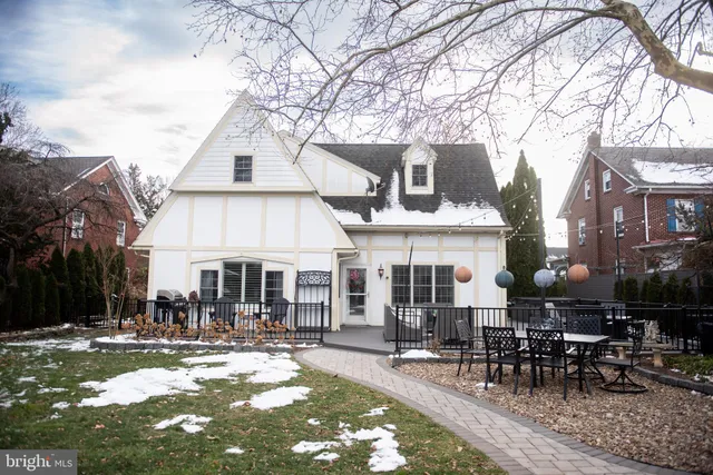 $1,325,000 | 147 Elm Avenue, Hershey, PA 17033