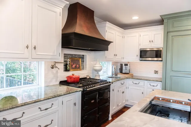 $1,325,000 | 147 Elm Avenue, Hershey, PA 17033