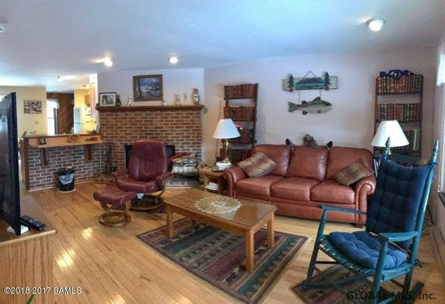 19 Evergreen Road, Unit B Chestertown, NY 12817 - Photo 5 of 30 Photo 5