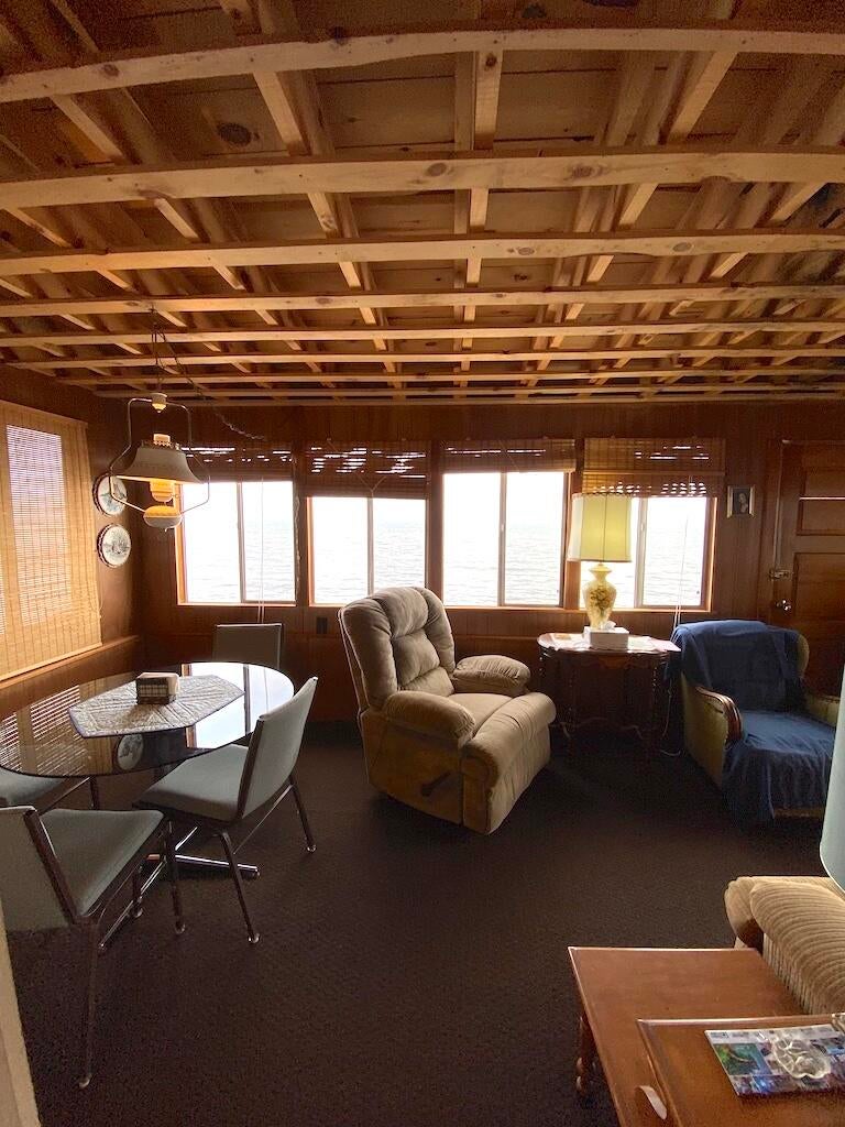9874 North Whitefish Point Road Paradise, MI 49768 - Photo 16 of 29 Gallery Image 16