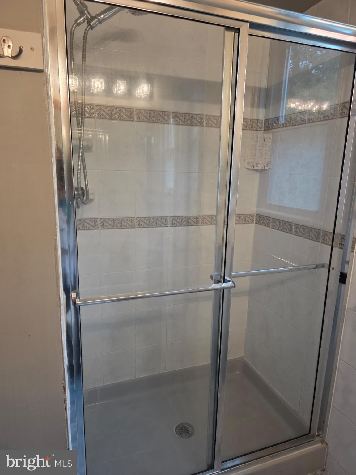 401 Stonington Road Silver Spring, MD 20902 - Photo 6 of 16 Bathroom
