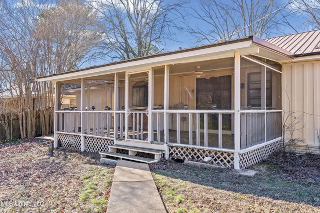 $185,000 | 165 Marbury Drive, Holly Springs, MS 38635